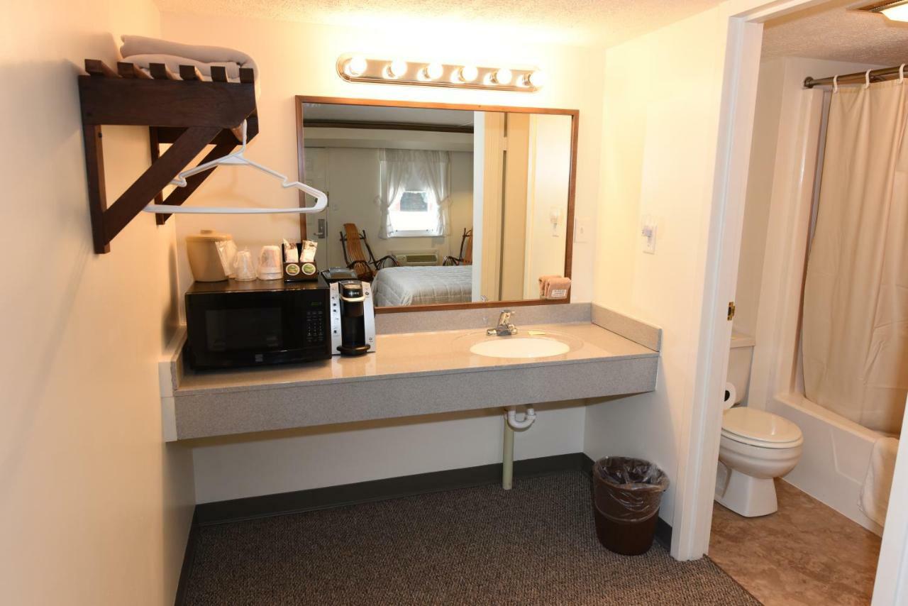 Casselman Inn Grantsville Екстериор снимка